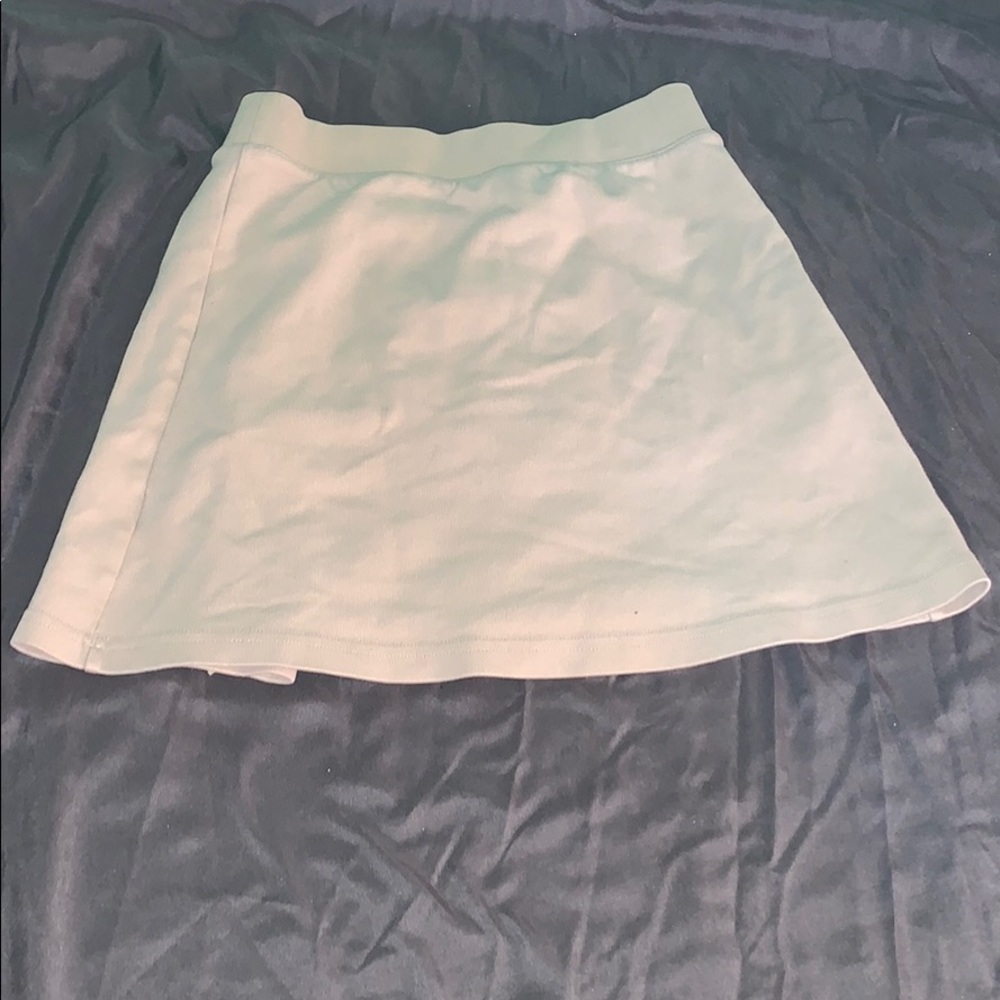 Uniform skort - Picture 2 of 2